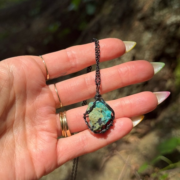 COPY - Chrysocolla - Picture 2 of 3